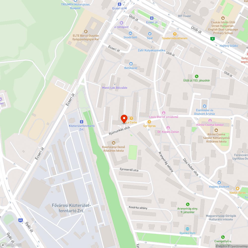 Elhagyott autó foglalja a lakók parkolóhelyét bejelentés helye