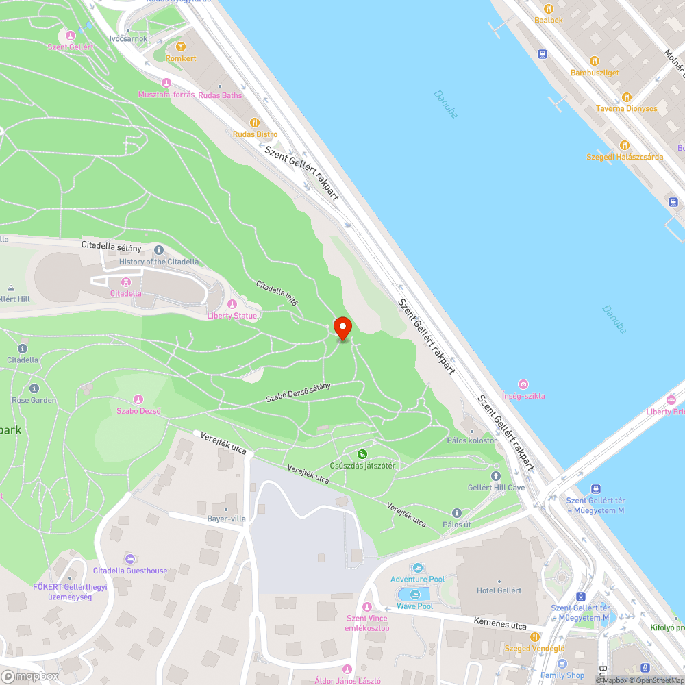 Sok eldobált szemét a turistaút mentén bejelentés helye