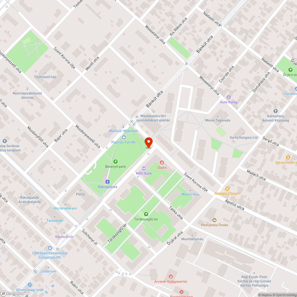 Lógó, elferdült kanyarodó főútvonal tábla bejelentés helye