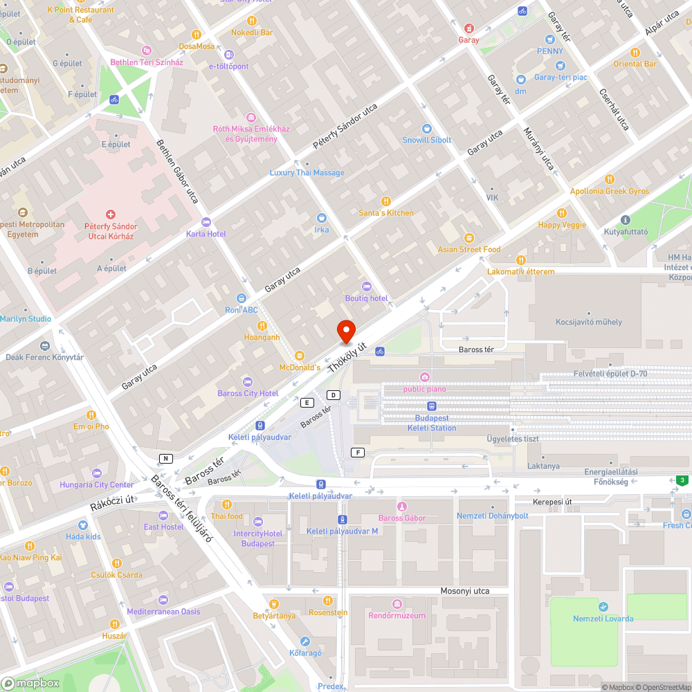 Járdán/buszmegállóban parkolás bejelentés helye