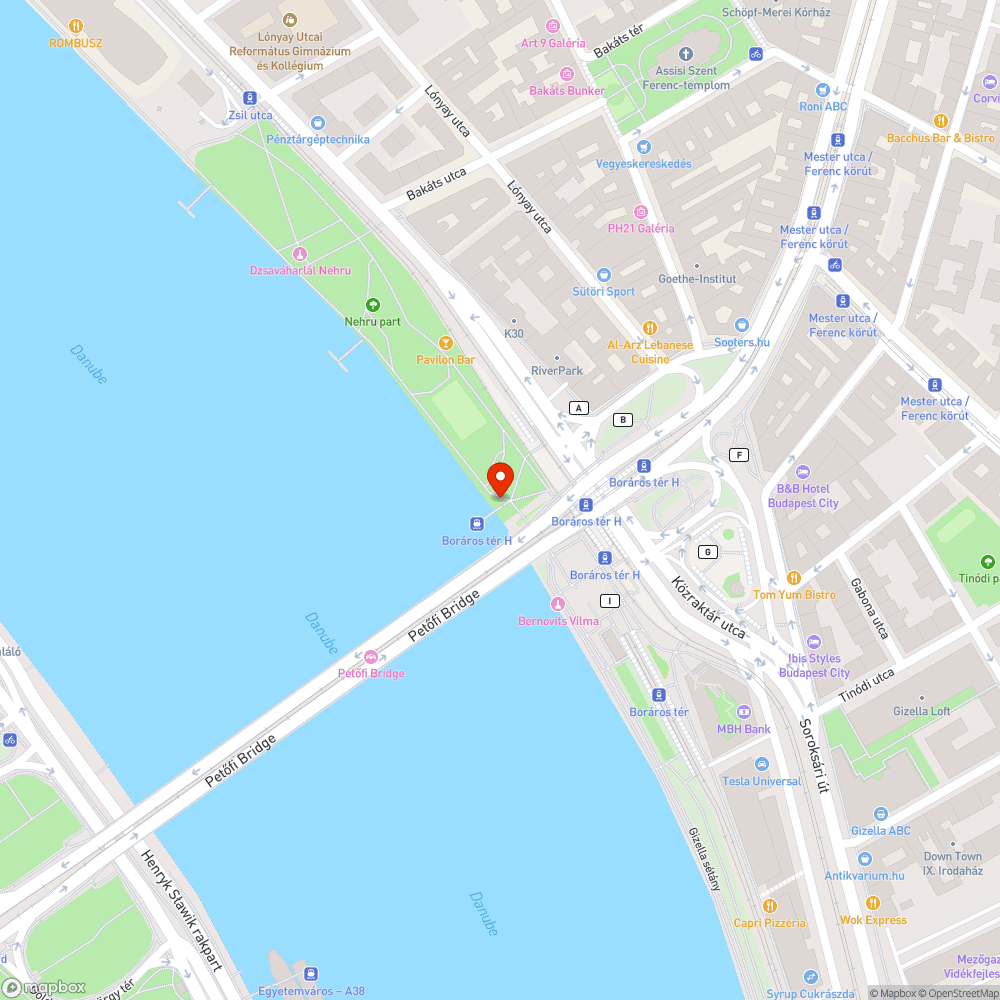 Kitört üveg a boráros-téri BKK-hajó váróban bejelentés helye