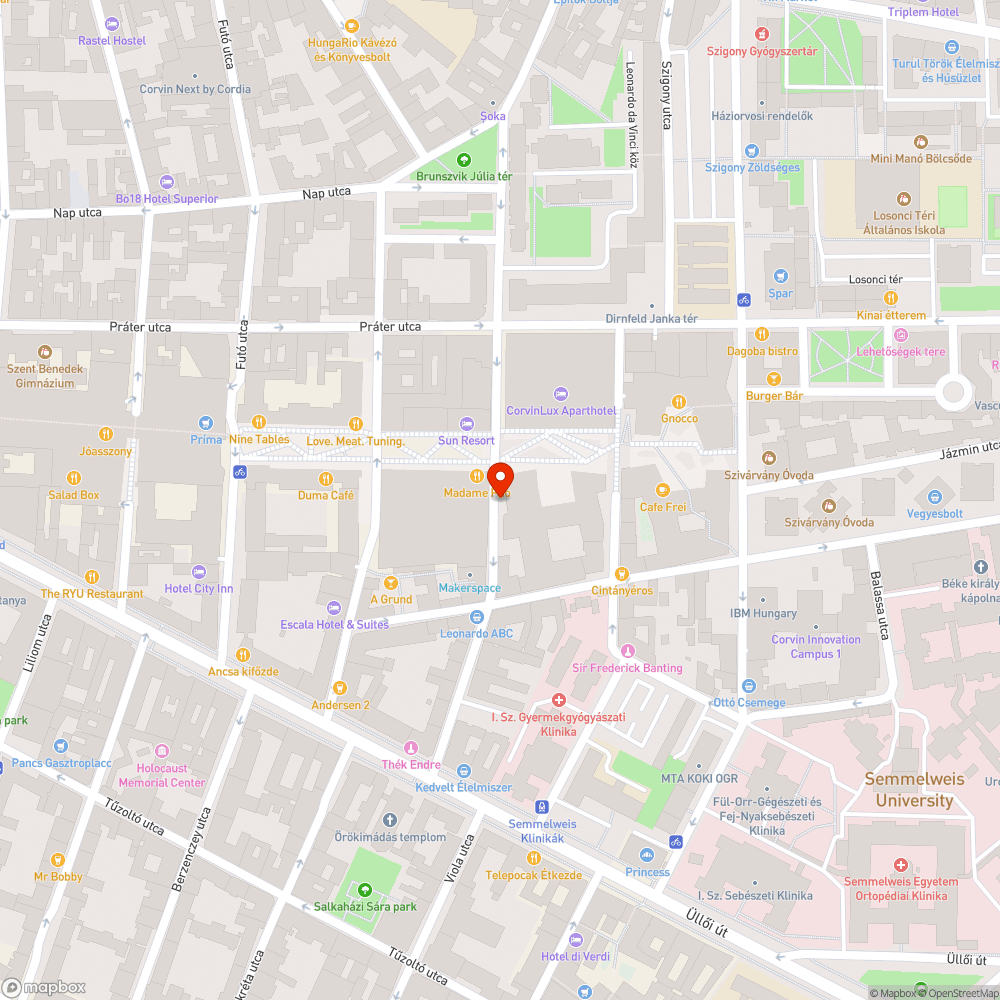 Kátyúrengeteg és úttestből kiálló fémdarabok bejelentés helye