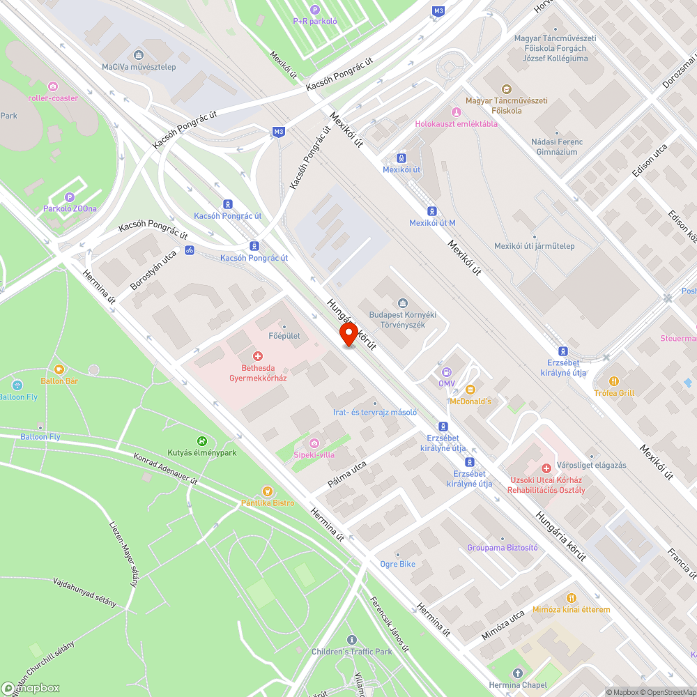 Hetek óta a járdán parkoló autó bejelentés helye