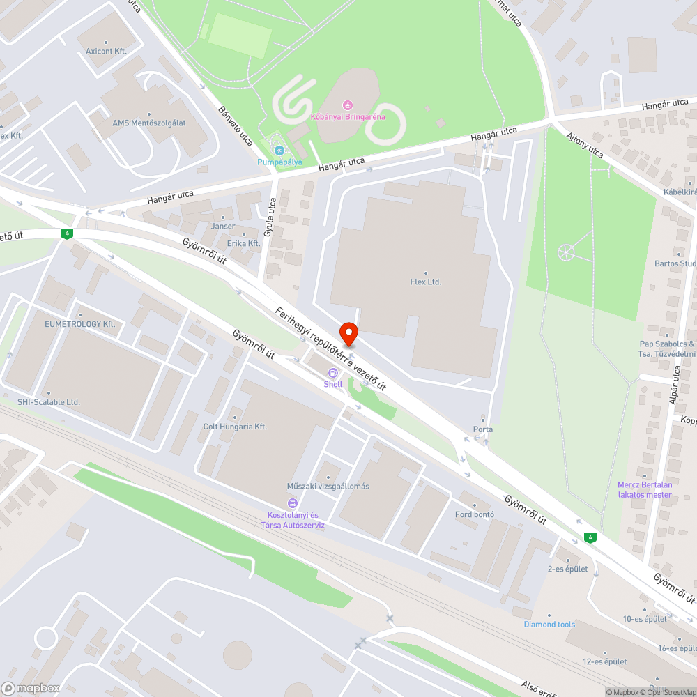 Kettő rozsdás fémkeret közút mellett bejelentés helye