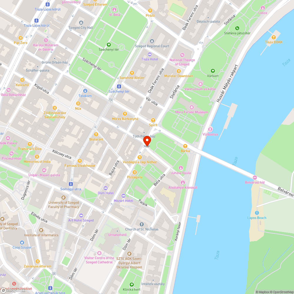 Feszültség alatt levő elektromos kötődoboz fedele nyitva van bejelentés helye