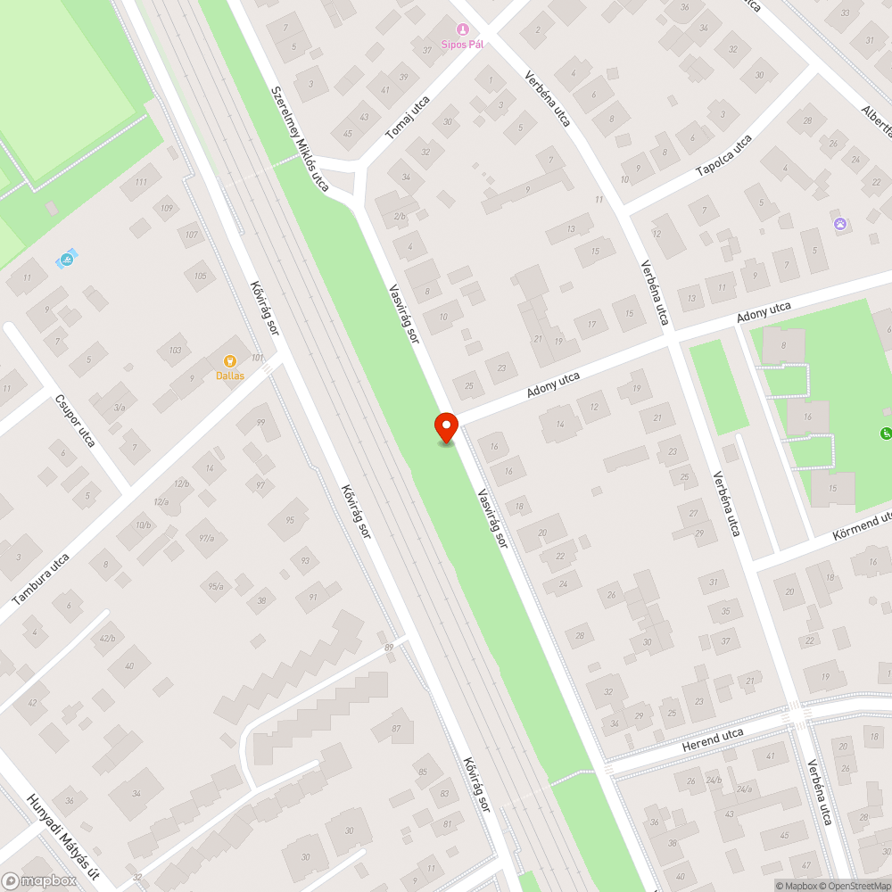 Kopott, olvashatatlan tábla bejelentés helye