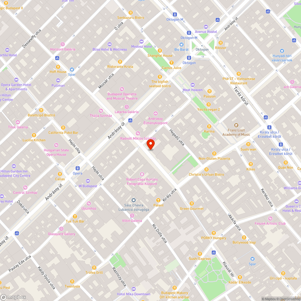 Félredobott kőtömbök a zöldsávban bejelentés helye