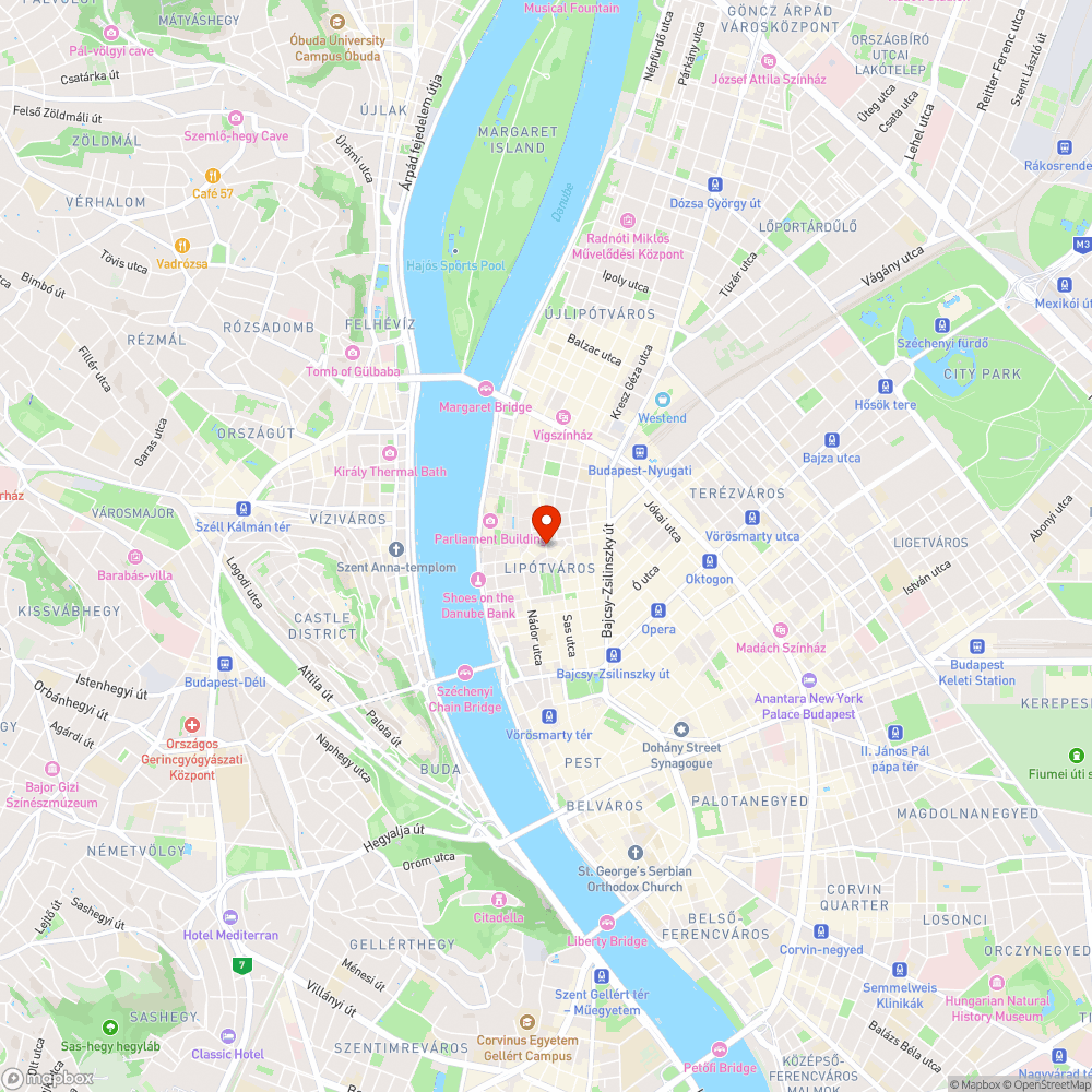 Késő óra a Báthory utcában bejelentés helye