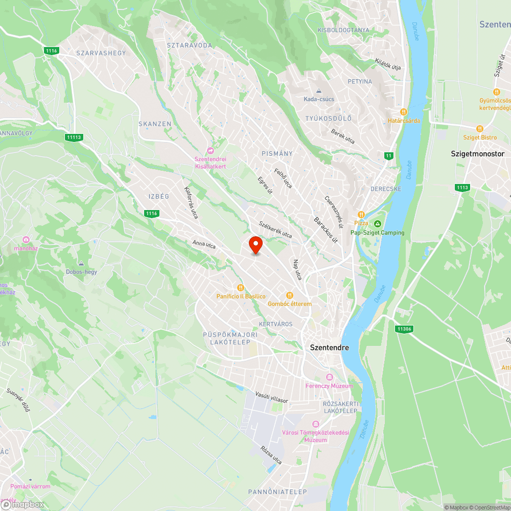 Zöldhulladék halom a Vasvári lakótelep hulladékgyűjtőjénél bejelentés helye