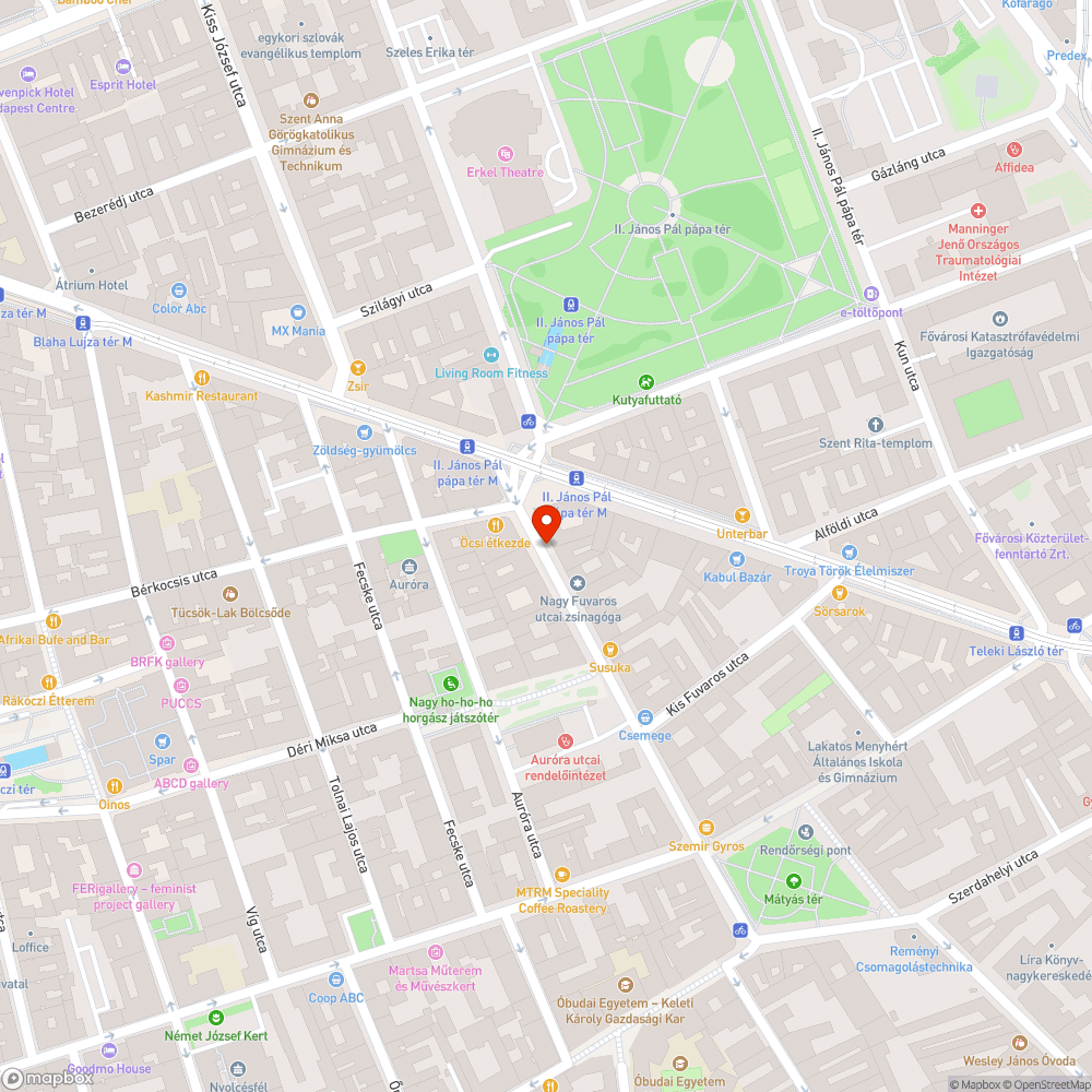 Mély gödrök a fák mellett bejelentés helye