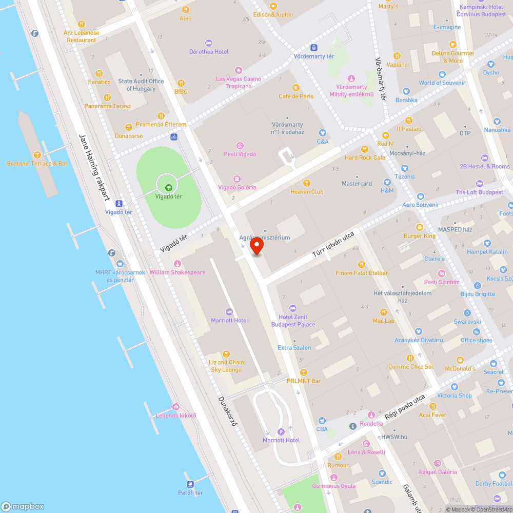 Csak az Agrárminisztérium járművei nem várakozhatnak az Agrárminisztérium előtt bejelentés helye