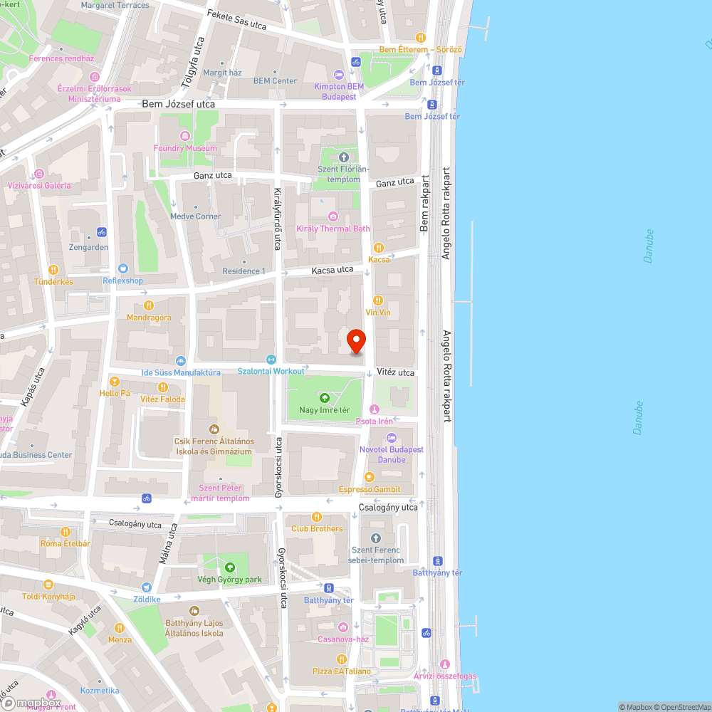 Utcanévtáblát eltakaró cetli bejelentés helye