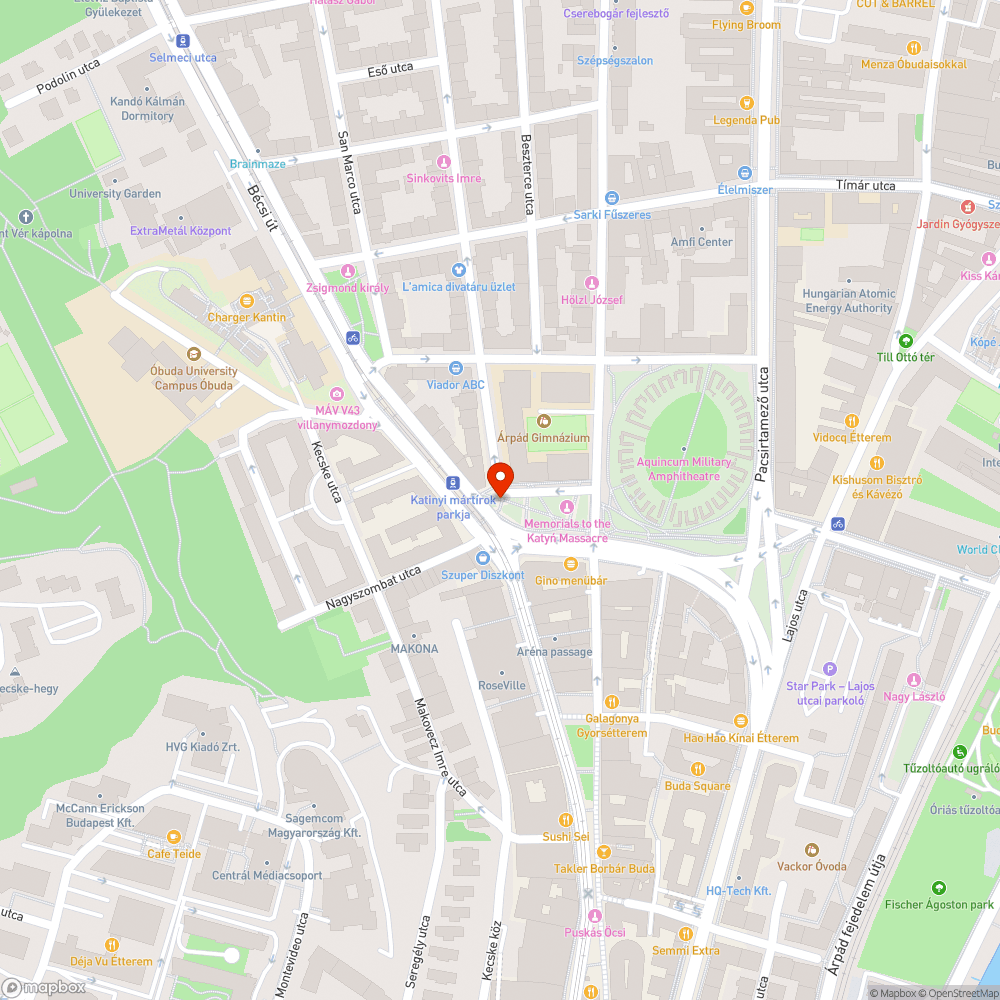 Kitépett csöpögtetőcső a Katinyi mártírok parkban bejelentés helye