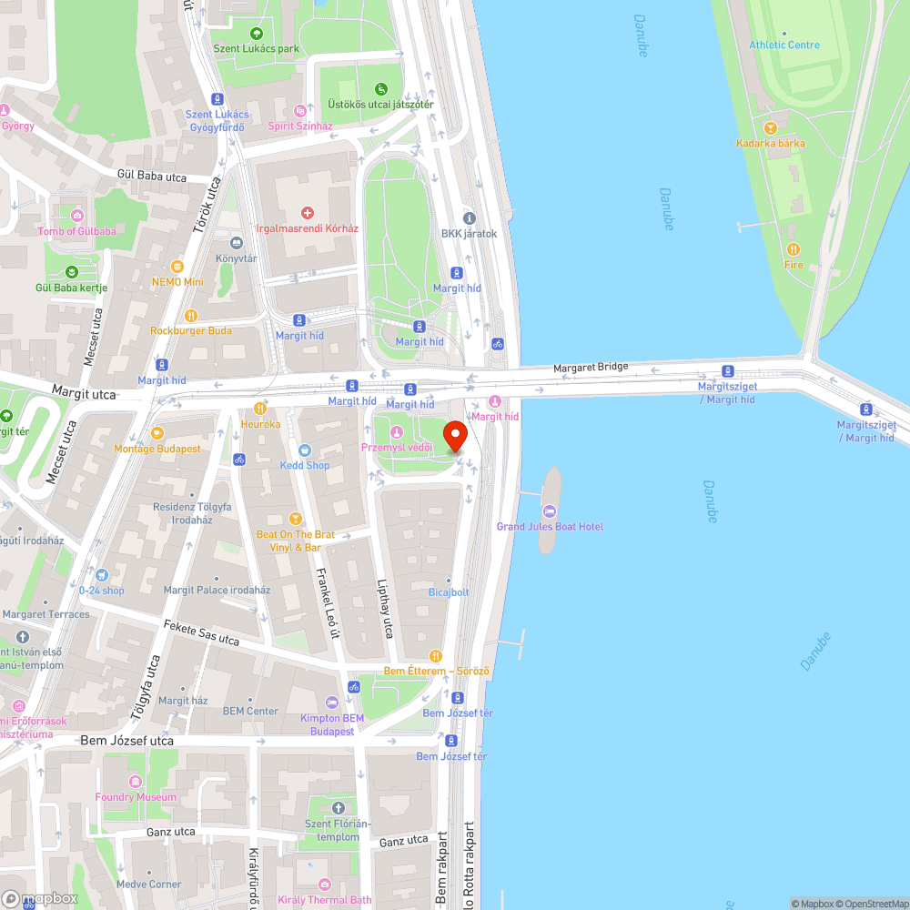 Margit híd budai hídfő, Gyóni Géza tér, zöldterületen keresztül felhajtás bejelentés helye