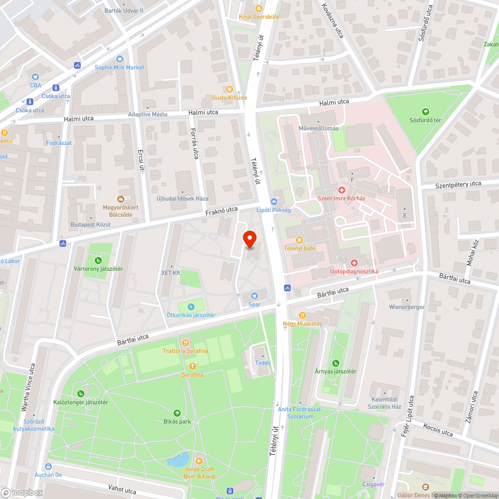 Rendszám nélküli  defektes magárahagyott autó parkolóban bejelentés helye