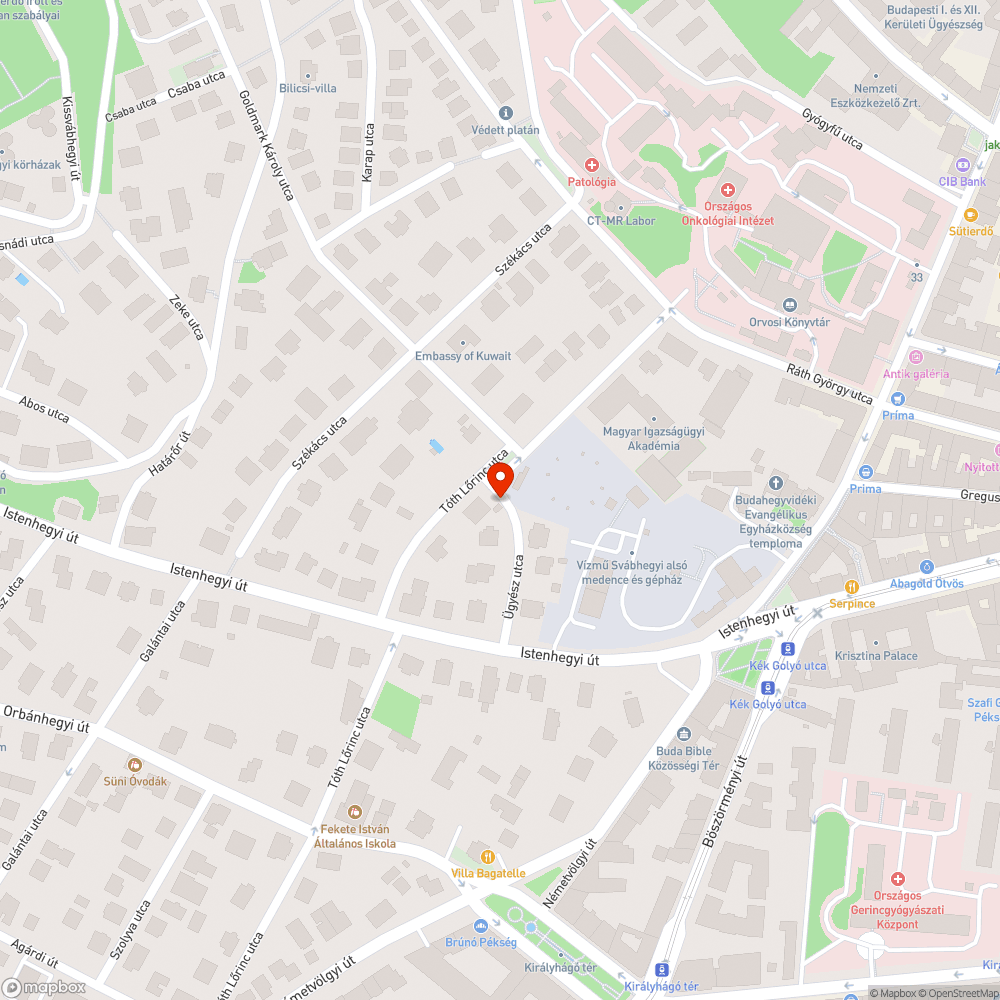 Kidöntött tábla az Ügyész utca sarkán bejelentés helye