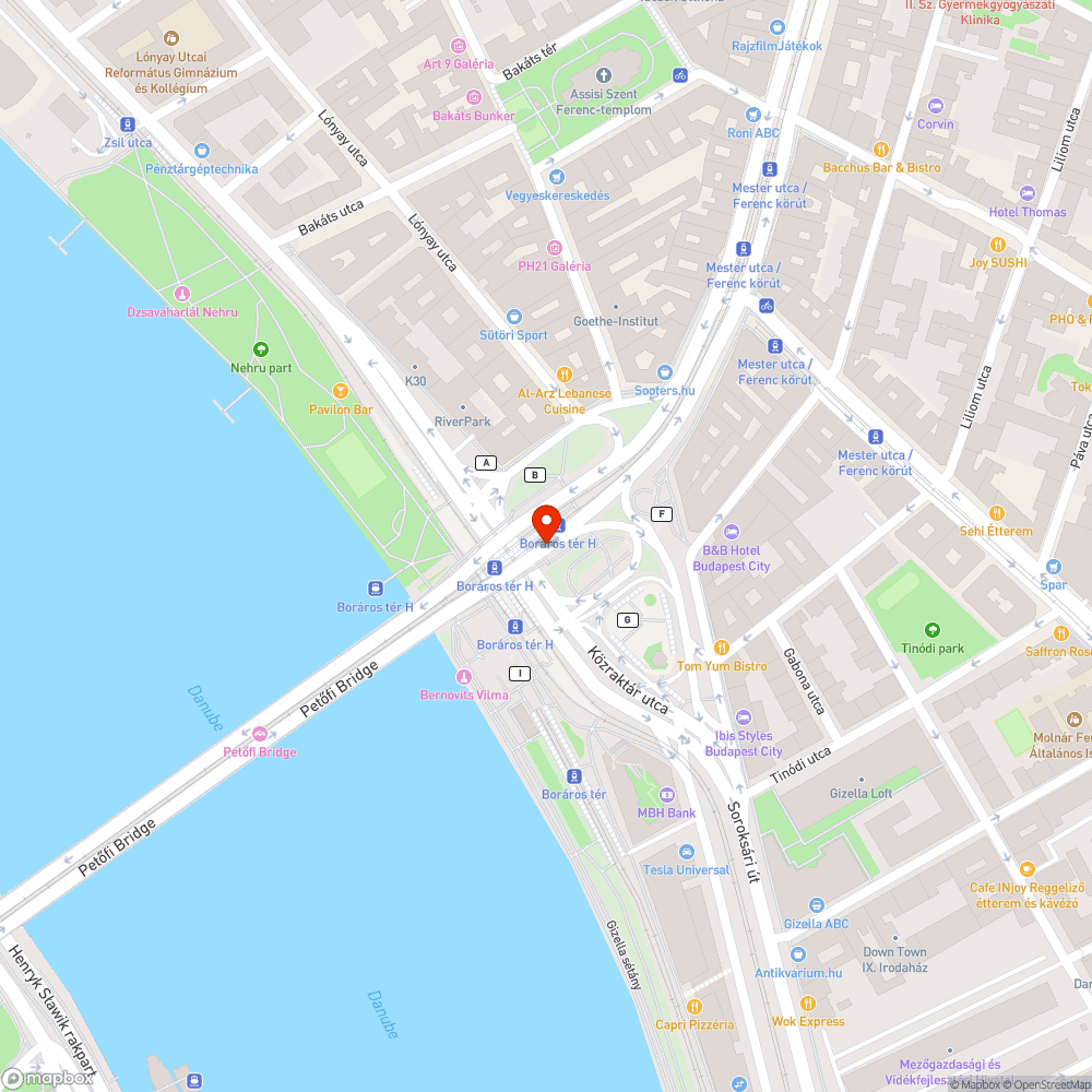 Oda nem illő üres beton növényláda bejelentés helye