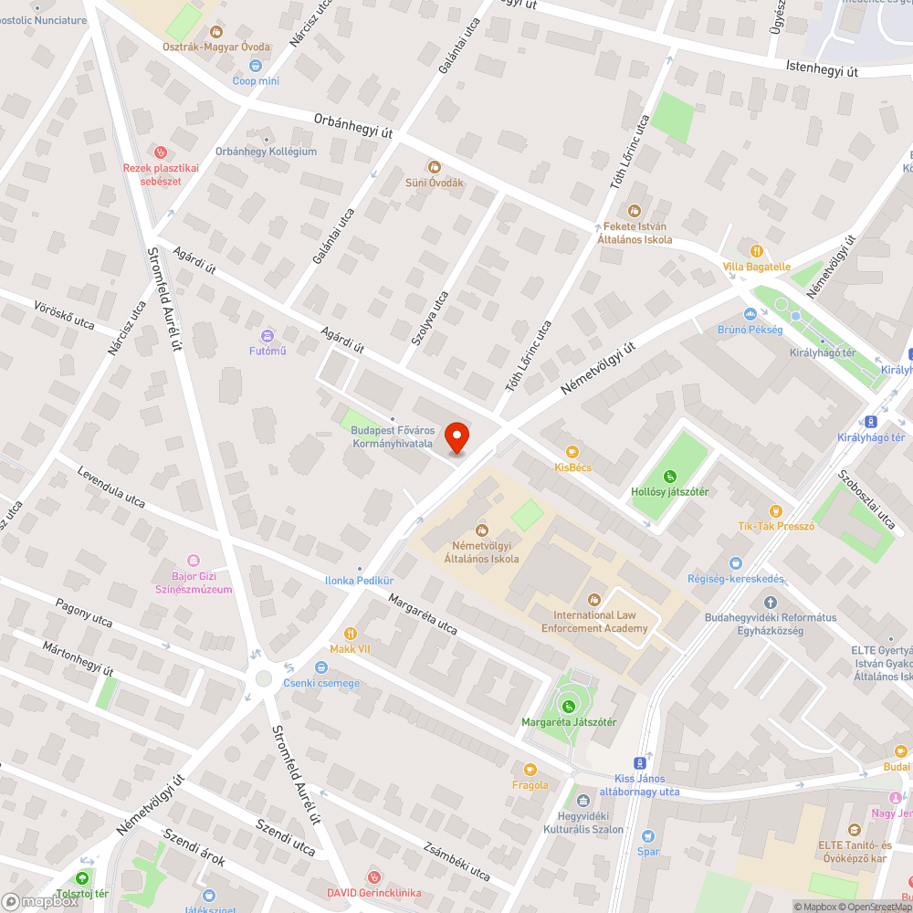 Két sérült fedlap a Németvölgyi út 27-nél bejelentés helye