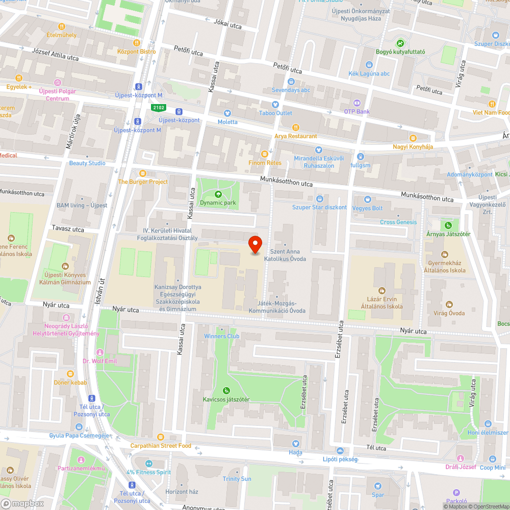 gondozatlan virágágyás, kiszáradt fa bejelentés helye