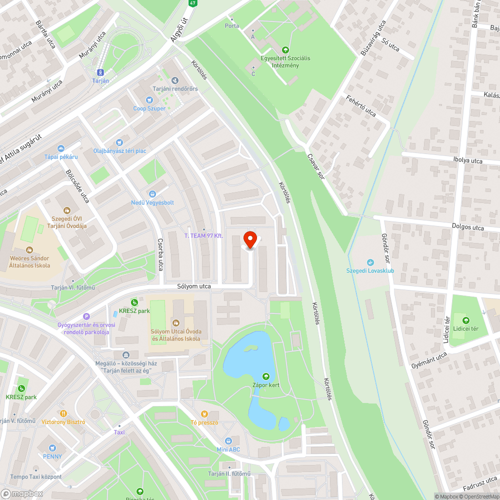 Parkban, játszótéren parkoló autók bejelentés helye