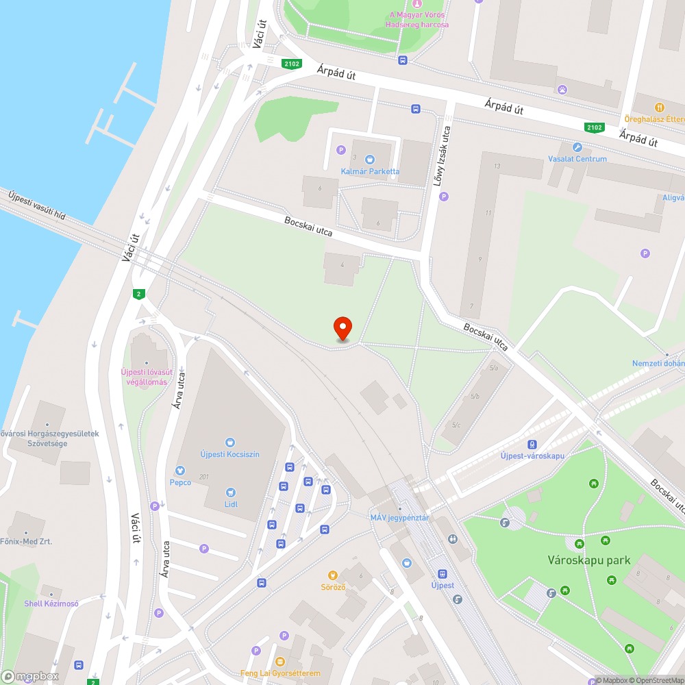 Horogkereszt, matricák és széttört tábla bejelentés helye