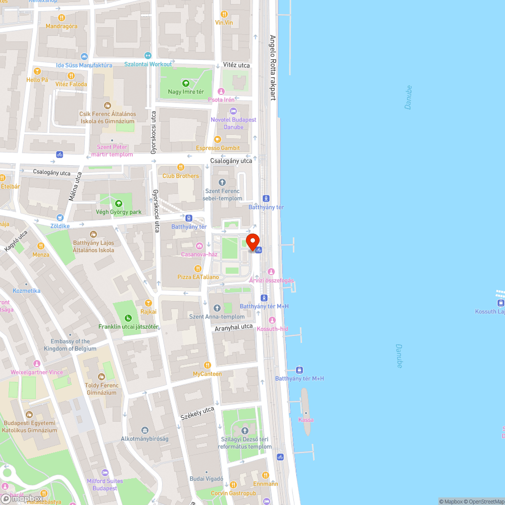 Úthibák a Batthyány tér buszmegállóban bejelentés helye