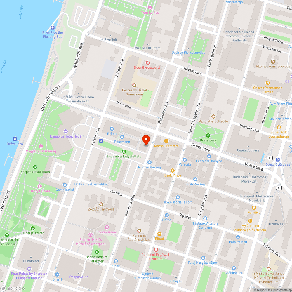 Mély lyuk a járdán bejelentés helye