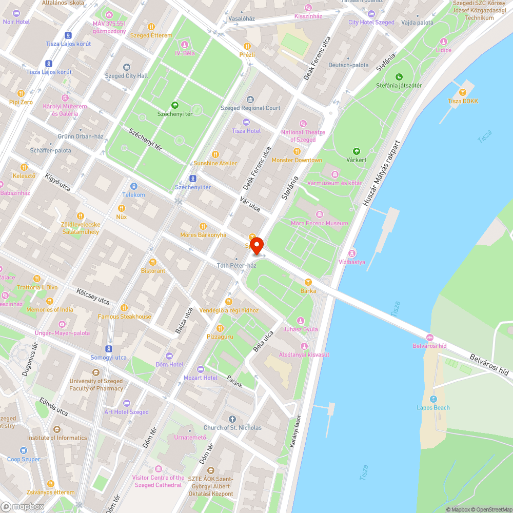 Hiányos burkolat a Belvárosi híd előtti kerékpárúton bejelentés helye