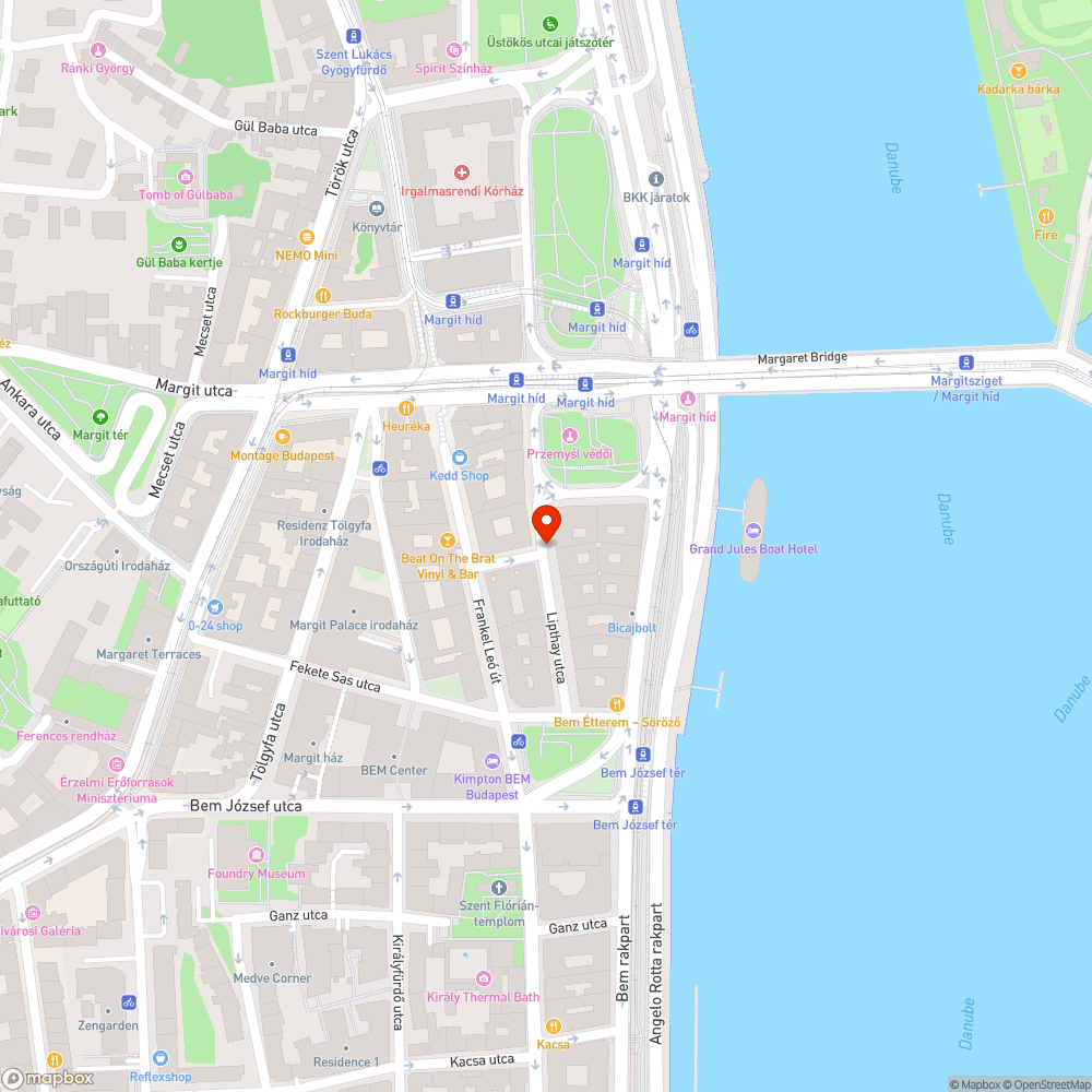 Szabálytalanul parkoló autósok a Lipthay utcában bejelentés helye