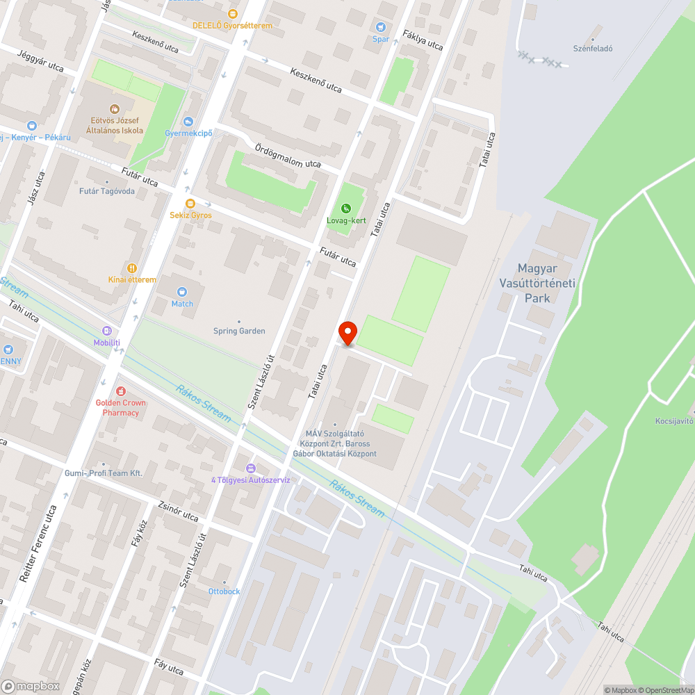 Hetek óta tilosban parkoló autó bejelentés helye