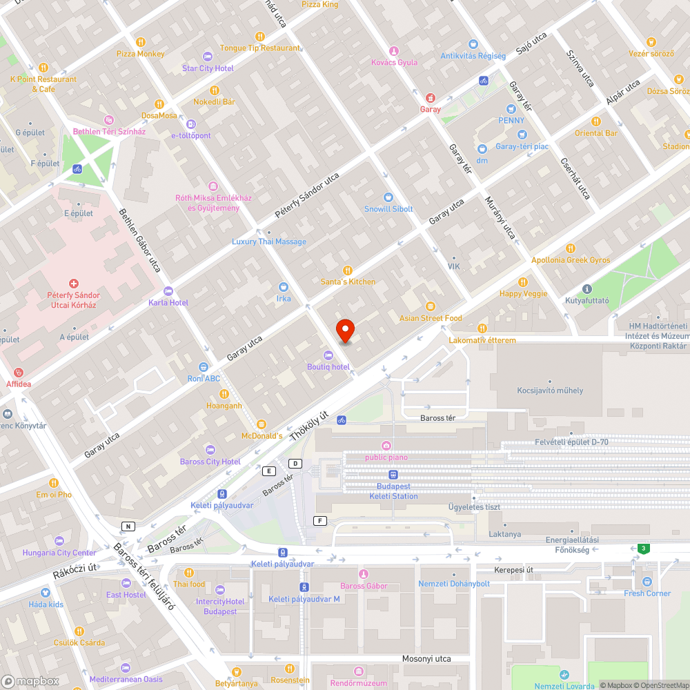 Elhagyott roncs autó a Nefelejcs utcában bejelentés helye