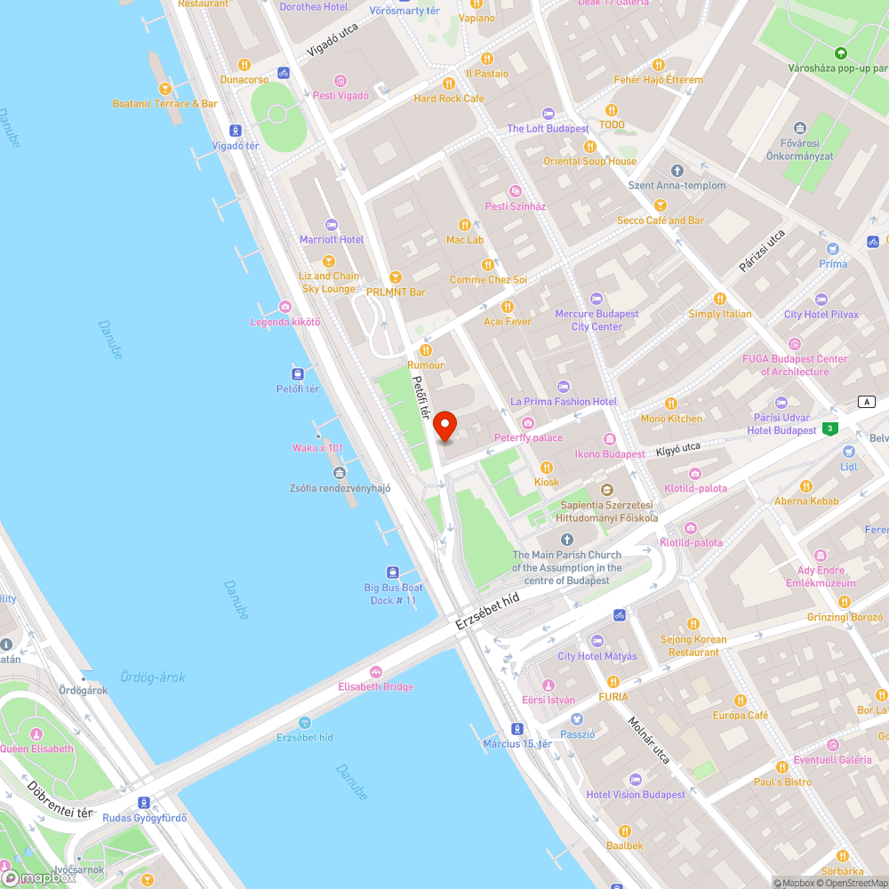 Örökpiros kerékpáros lámpa a Petőfi téren bejelentés helye