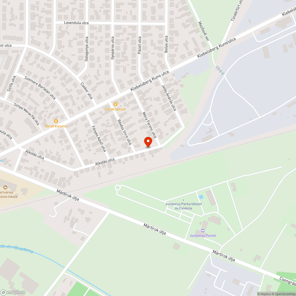 Kátyú az Alkotás utcán bejelentés helye