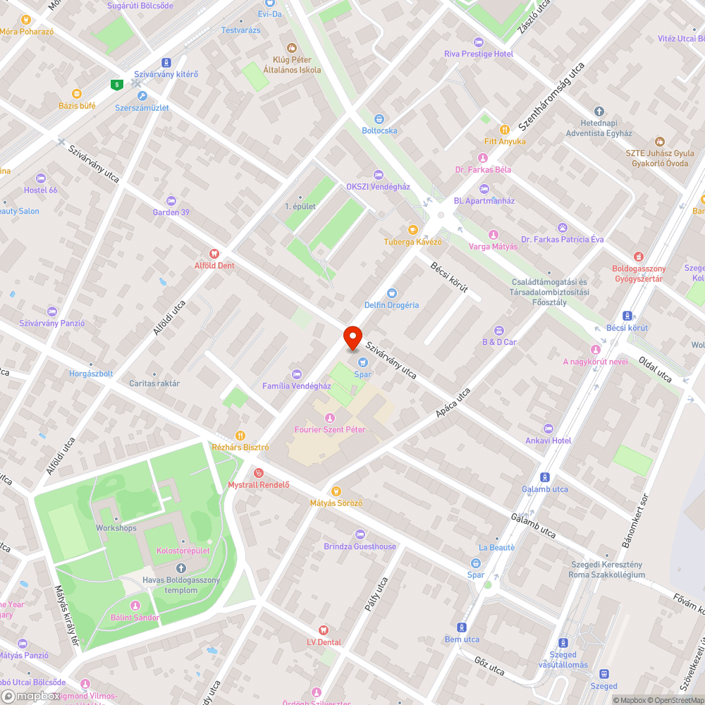 Telefirkált, összeragasztott telefonfülke bejelentés helye