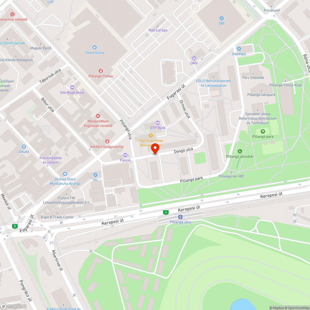 Sötétszürke Renault Laguna a Pillangó parkban bejelentés helye