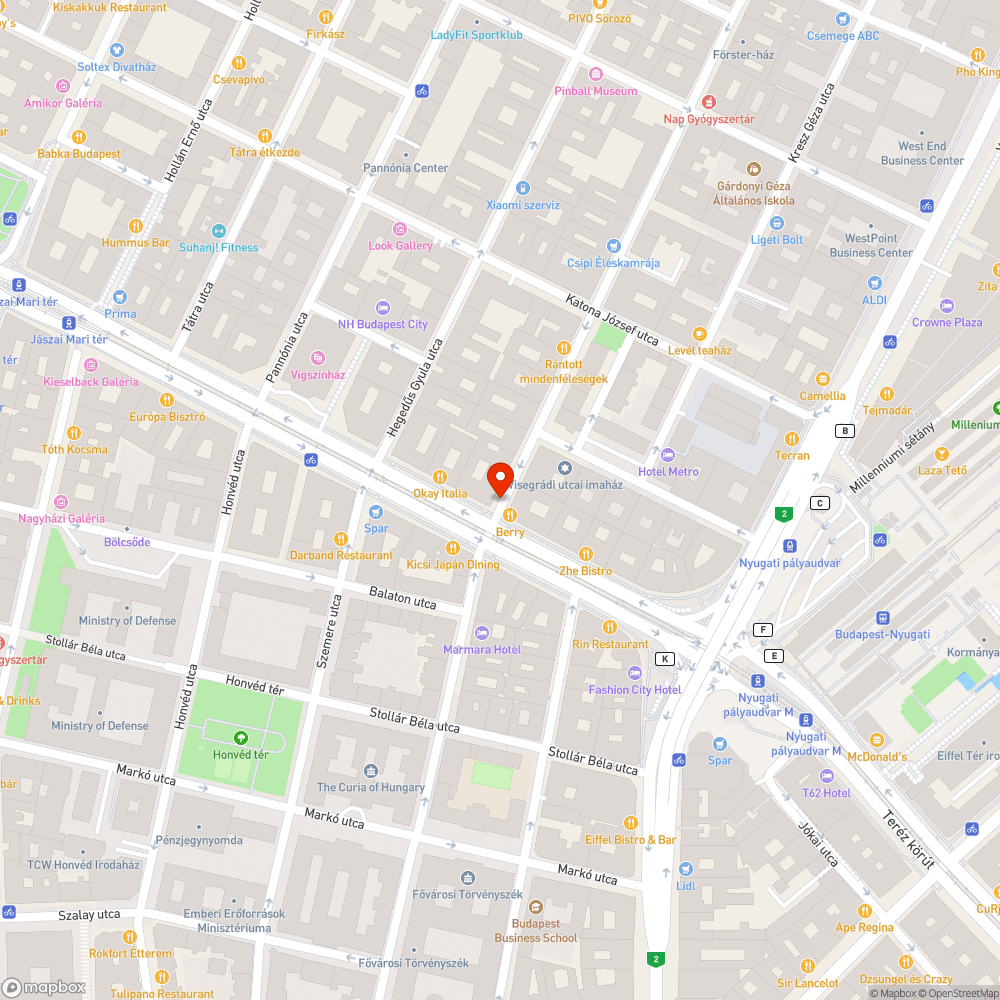 Reklámnak használt roncs bicikli bejelentés helye