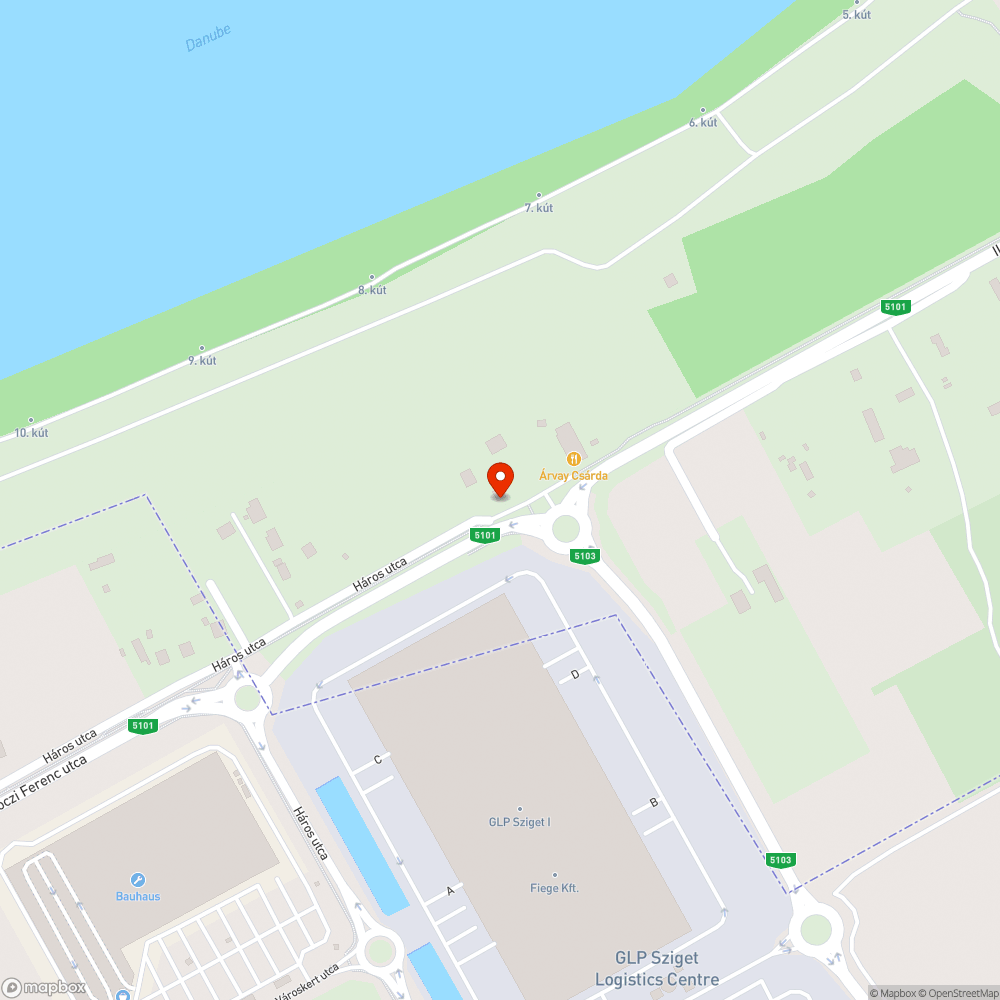 Roncs autó az út szélén bejelentés helye