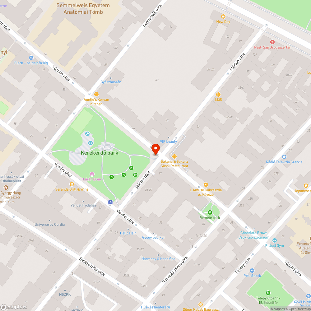 Megrongált betű a park tábláján bejelentés helye