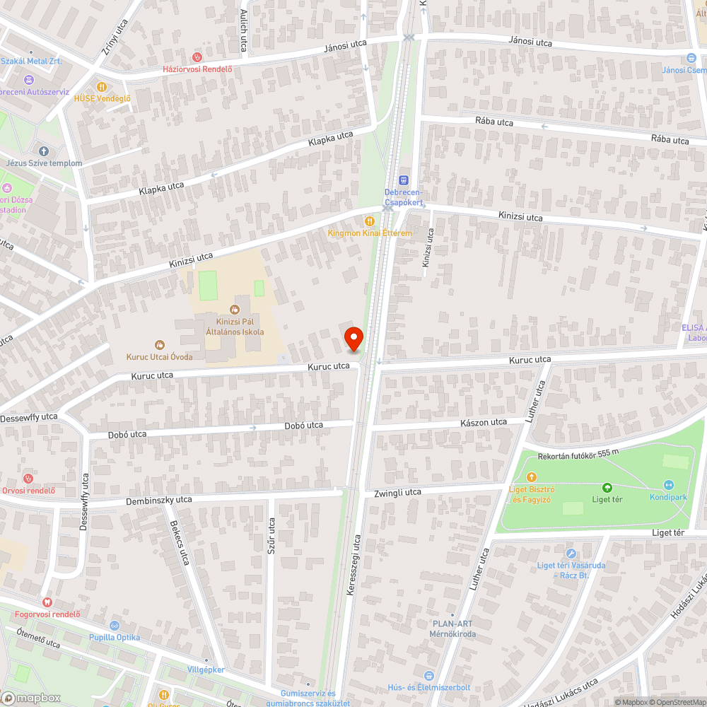 A kavicsok és a föld elfedték az út egy részét bejelentés helye