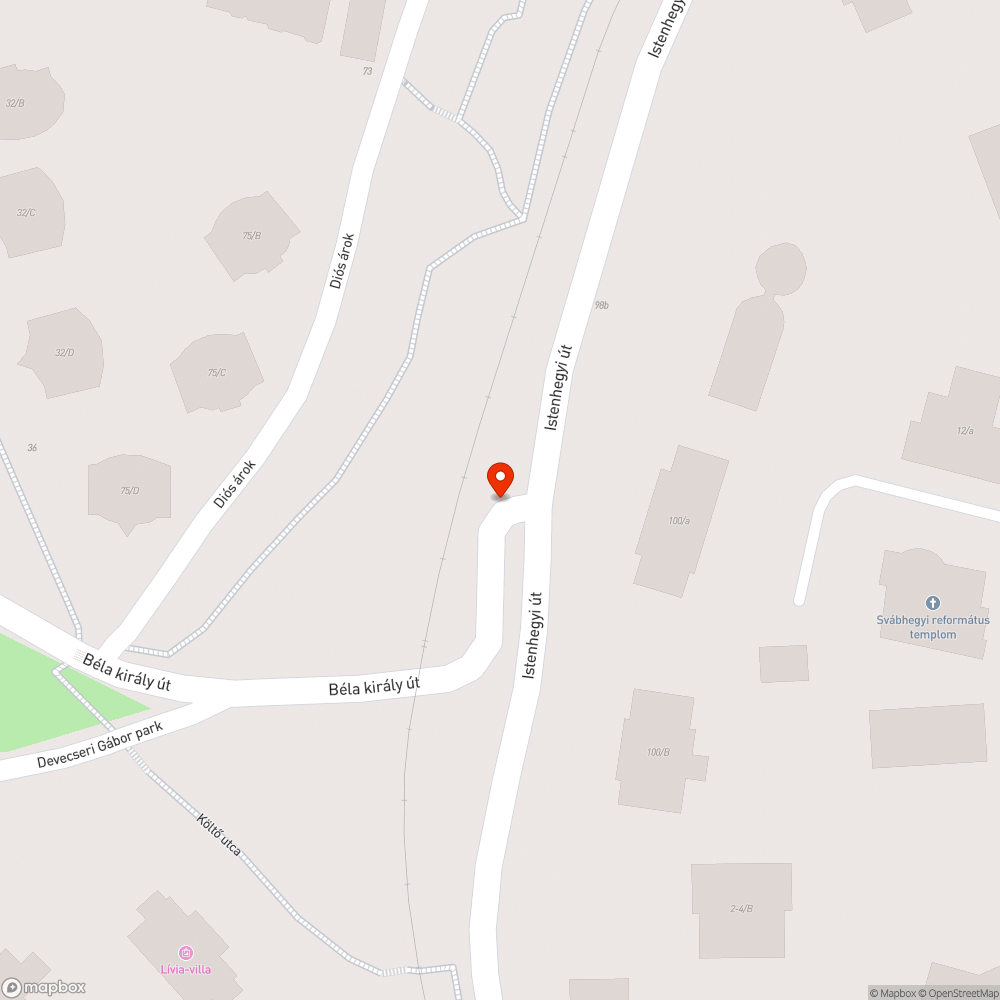 Már a régi keramit is kilátszik. bejelentés helye