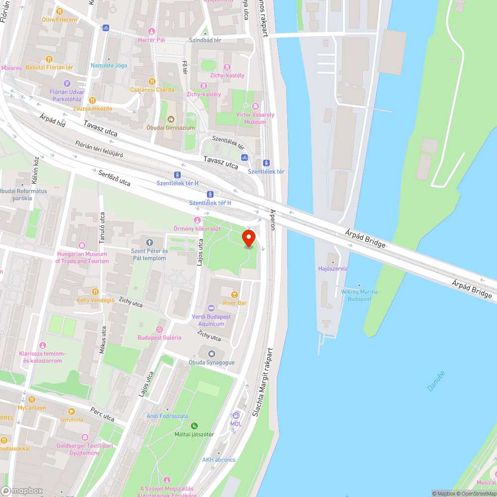 Platánfa felnyomta a járdát bejelentés helye