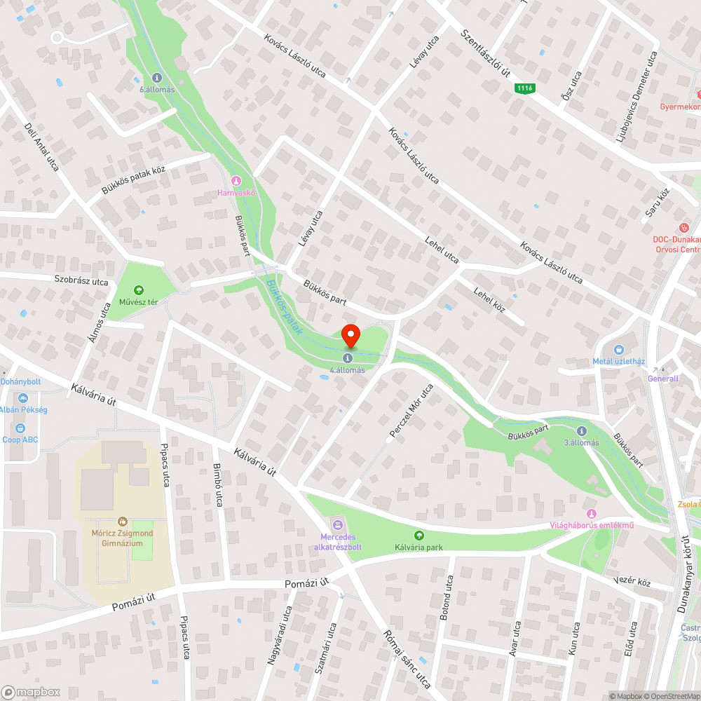 Bükköspart 54. sz. ingatlan mellett, közterületen álló hatalmas fa száraz gallyainak, ágainak metszése bejelentés helye