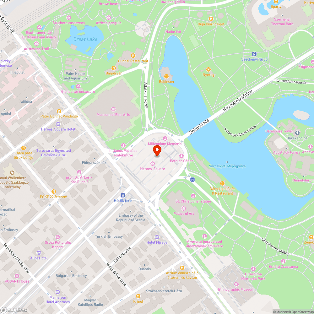 Hősök terén az emlékmű korláton a kapuzárat megrongálták bejelentés helye