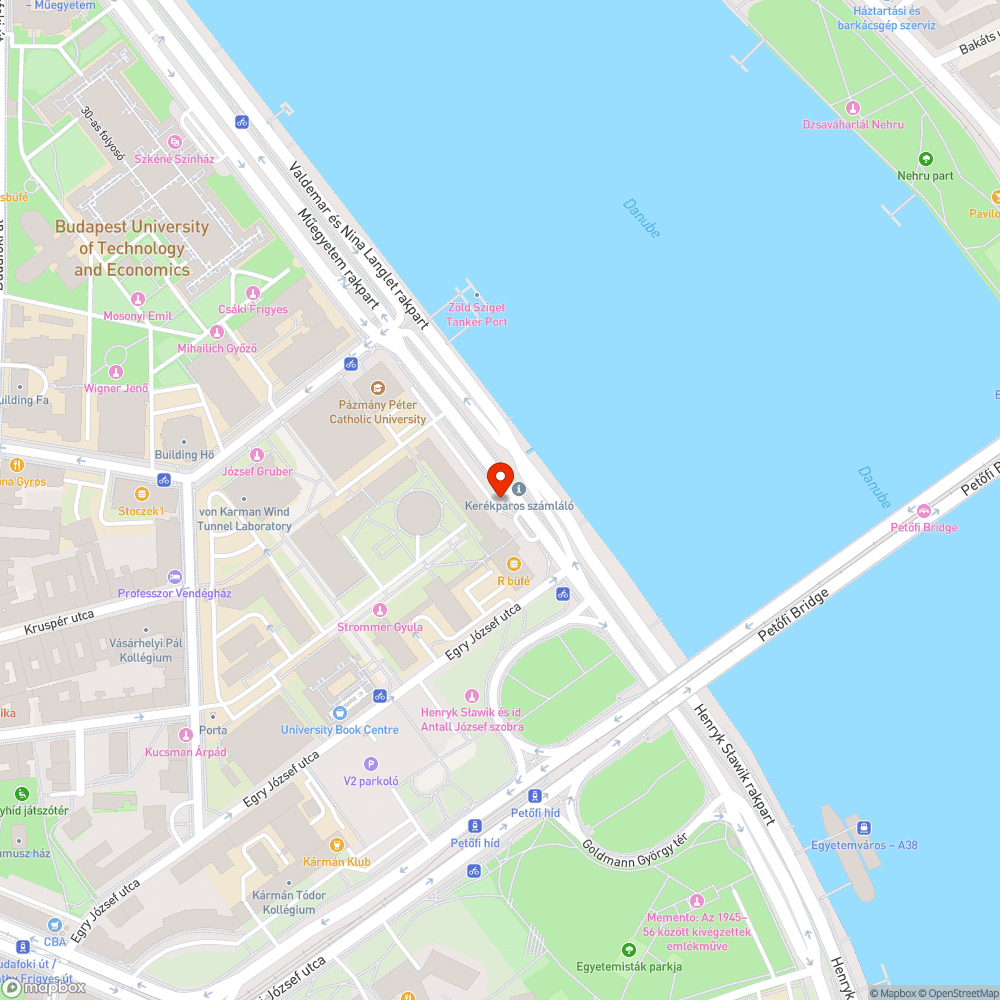 Elhagyott autók a BME R.épület előtti parkolóban bejelentés helye