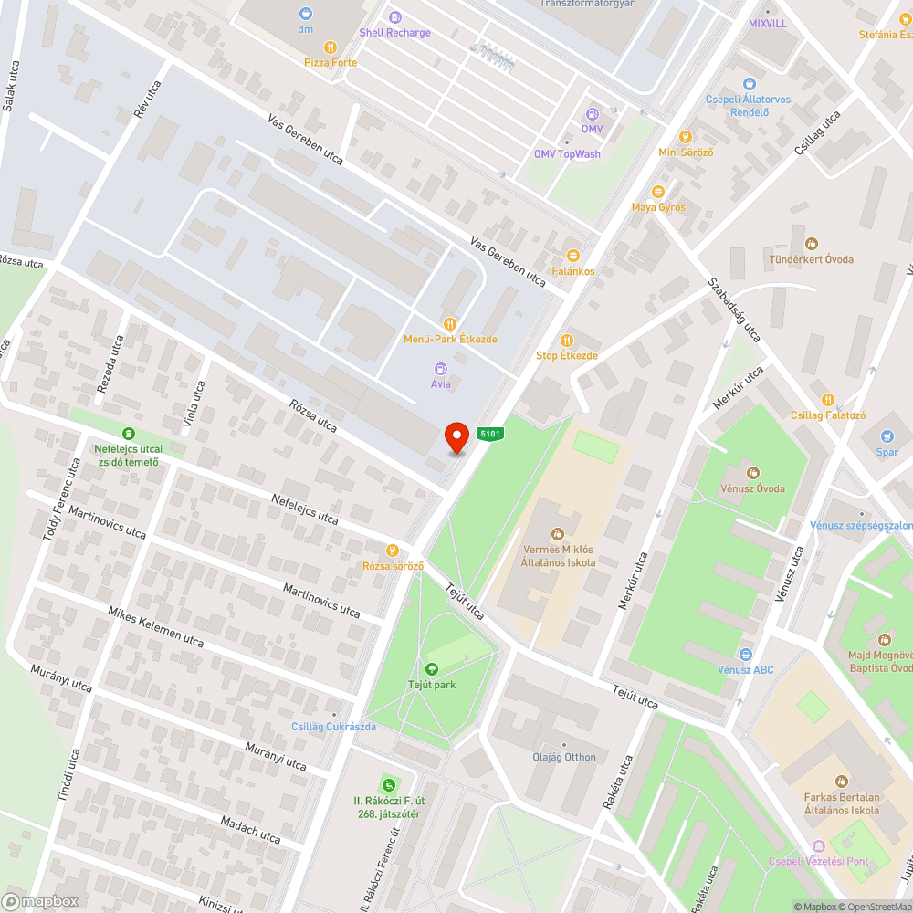 Szeméttel teli zsákok zöldterületen bejelentés helye