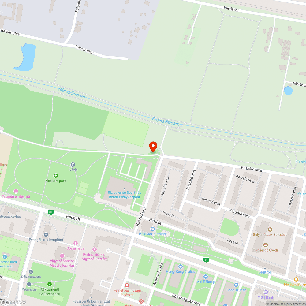 Betontömb a fa alatt bejelentés helye