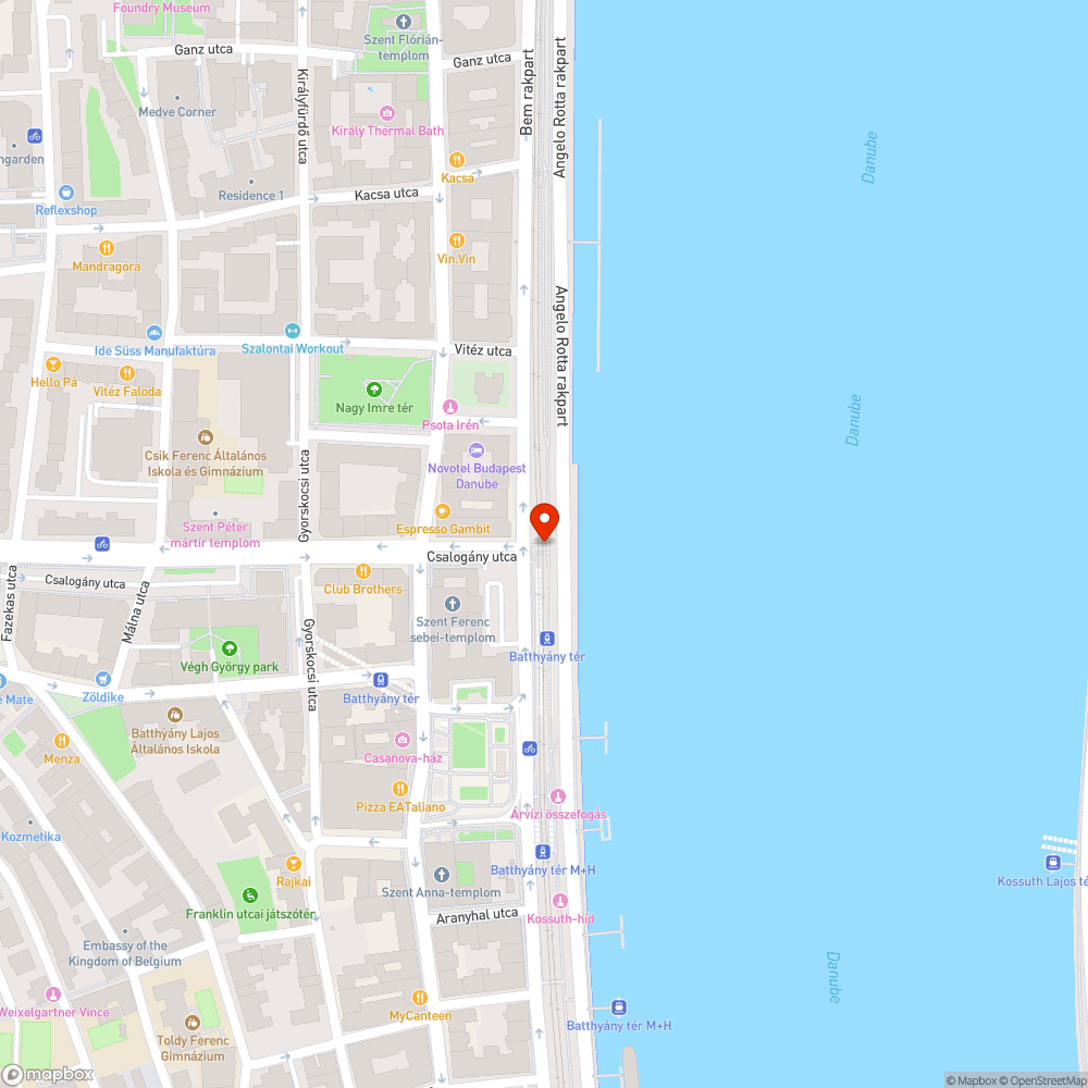 Kiszedett kerékpáros-behajtást akadályozó korlát bejelentés helye