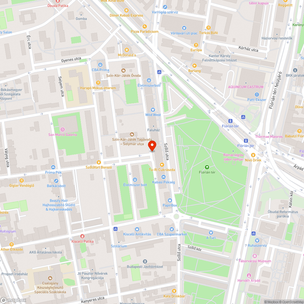 Feltúrt, töredezett járda bejelentés helye