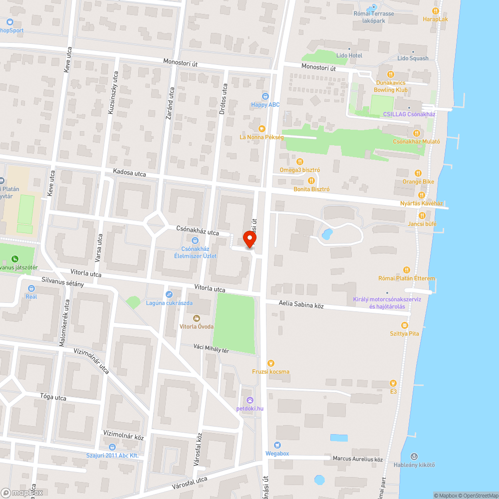 Elhagyott autó foglalja a parkoló helyet bejelentés helye