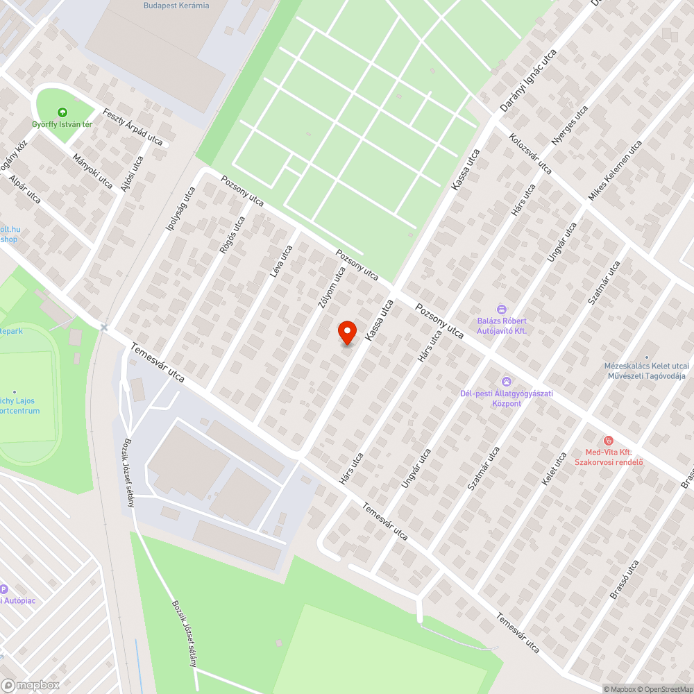 Zölddel teljesen benőtt járda szakasz. bejelentés helye